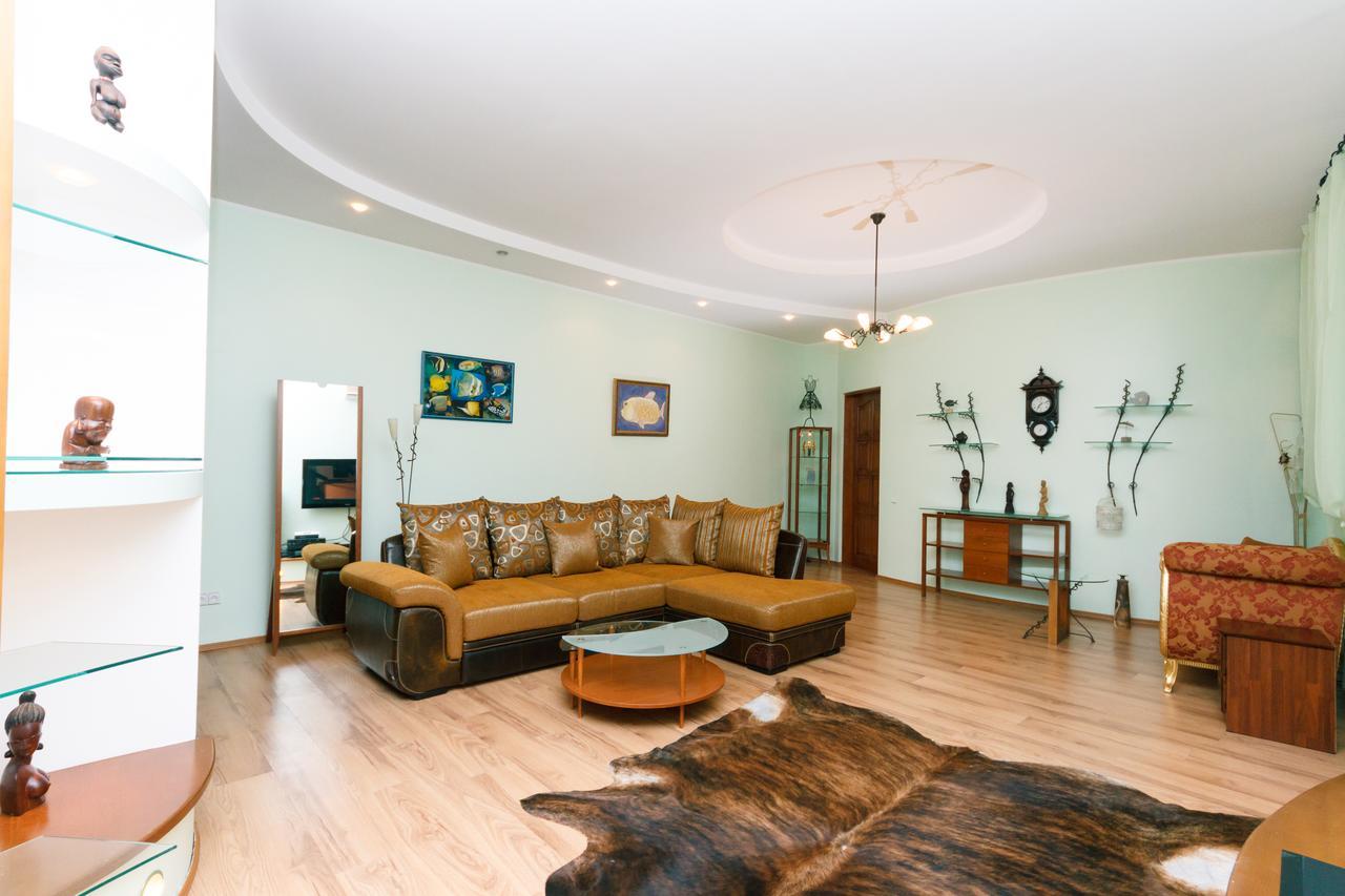 Apartment Alma *