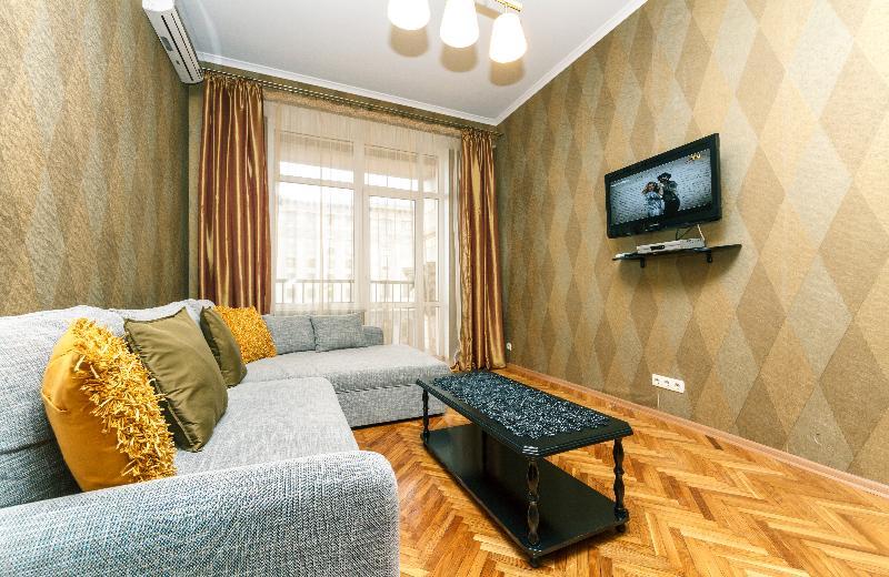 Alma Apartment