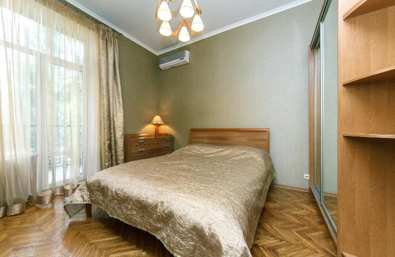 Apartment Alma *
