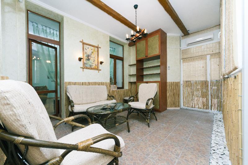 Alma Apartment